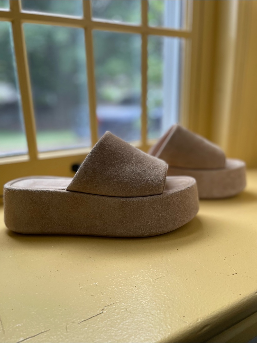 LA CANADIENNE Kyrie Platform Suede Sandals in Sand EU 37 / US 7 Made in Italy